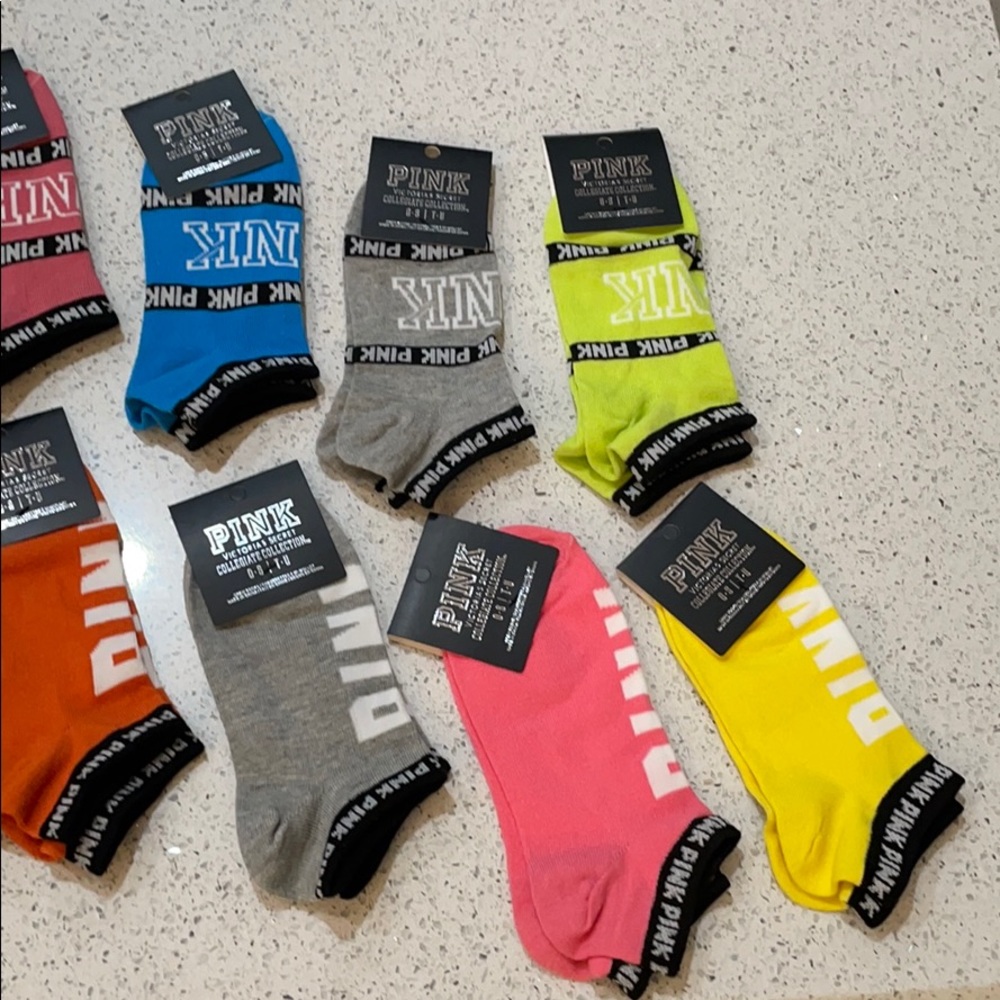 10 pairs of pink Victoria’s Secret socks brand NWT - Picture 3 of 8